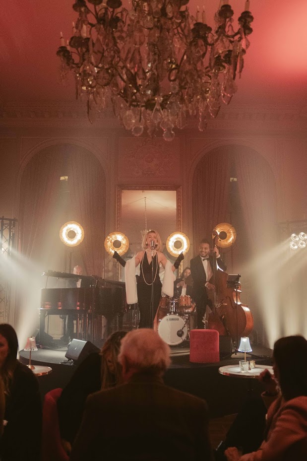 aménagement club VIP mobilier lounge Paris