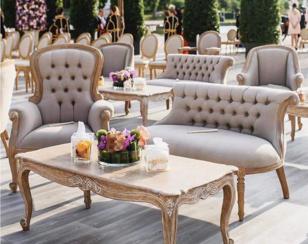 chaise et meridienne pour coin detente de mariage